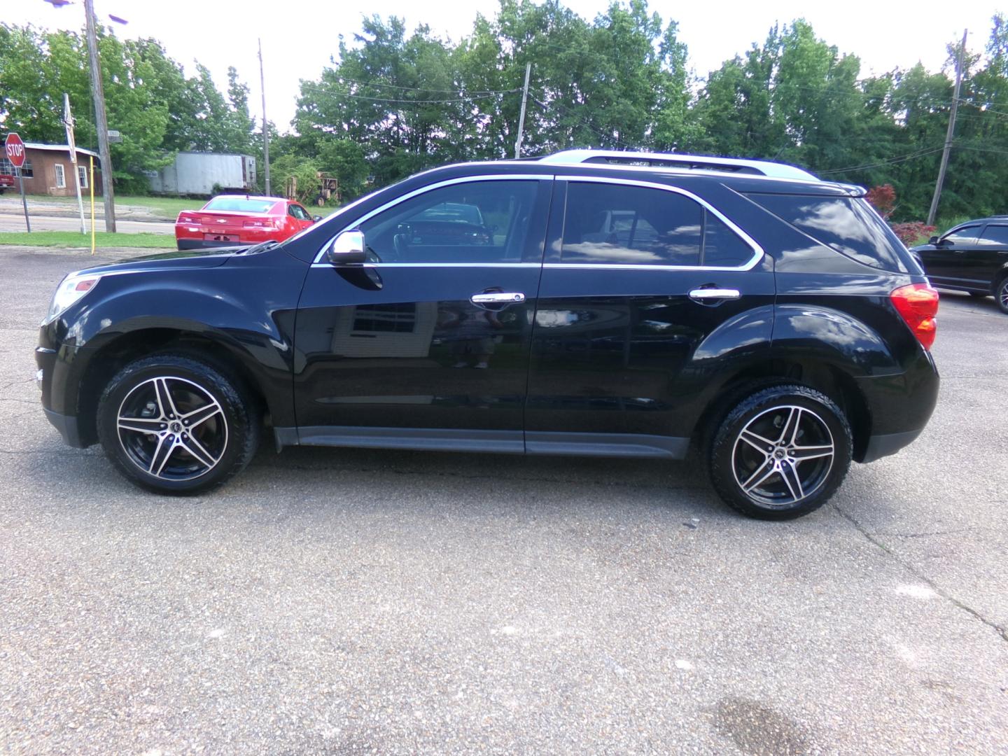 2013 Black /Brown Chevrolet Equinox LTZ 2WD (2GNALFEK4D6) with an 2.4L L4 DOHC 16V engine, 6-Speed Automatic transmission, located at 401 First NE, Bearden, AR, 71720, (870) 687-3414, 33.726528, -92.611519 - Photo#1